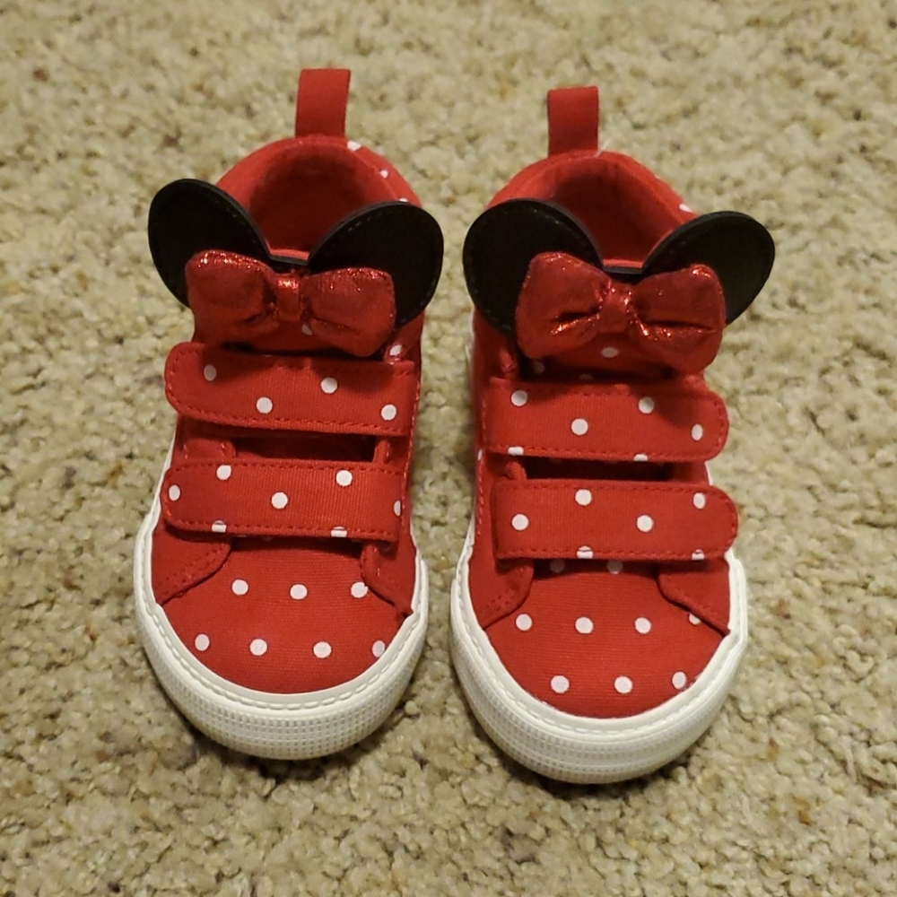 Minnie mouse sneakers
